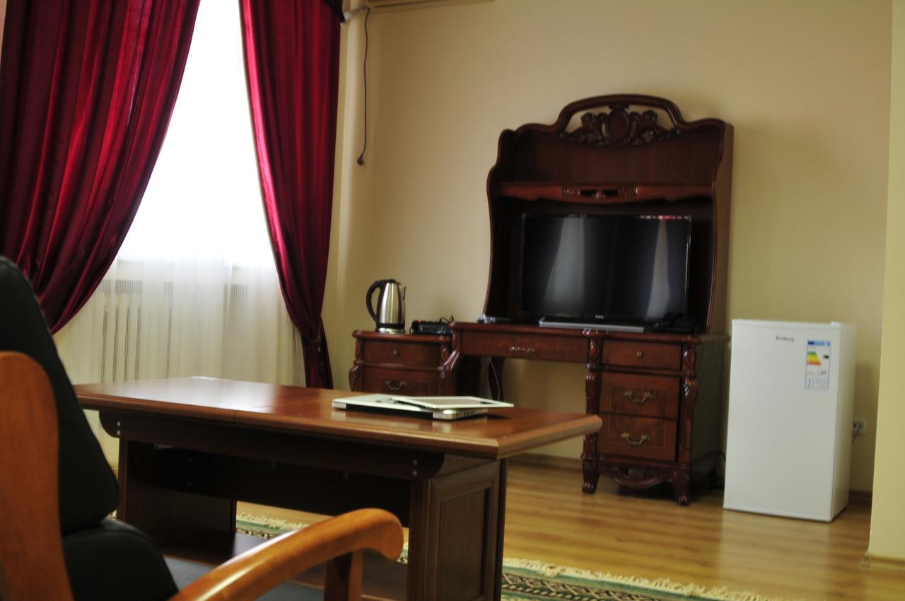 Hotel Sirdaria クズロルダ エクステリア 写真